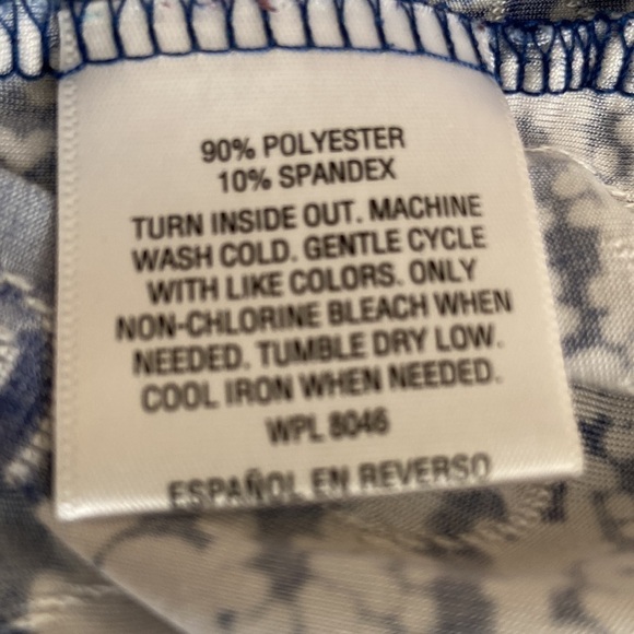 𝅺JM Collection Abstract Short Sleeve Top Blue White PM Petite Medium - Picture 7 of 9